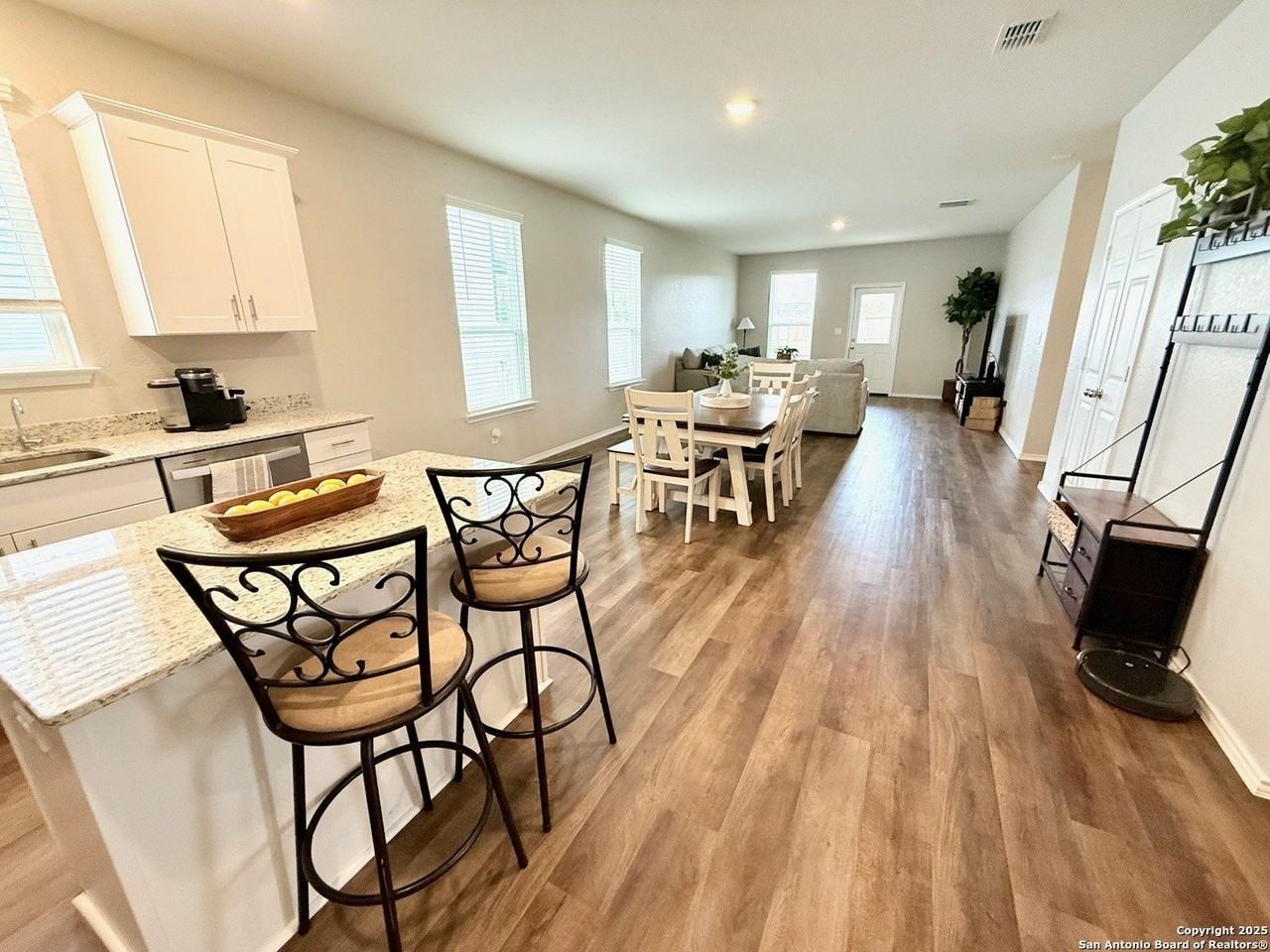 7307 Harvest Bay - Photo 6 of 28