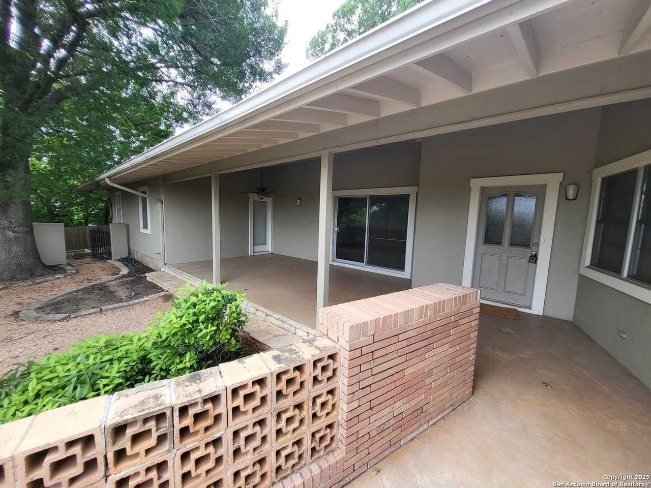 603 W Crestline Dr - Photo 4 of 28