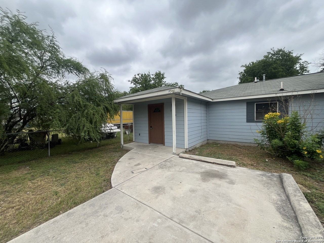 2228 Buffalo Street - Photo 2 of 24