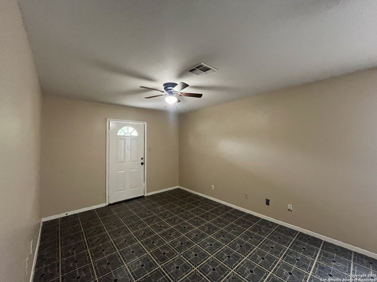 2228 Buffalo Street - Photo 3 of 24