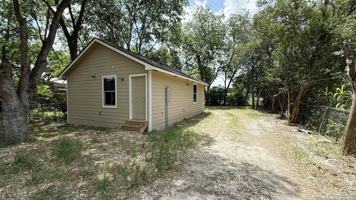 featured image of 520 West Mayfield Boulevard #2