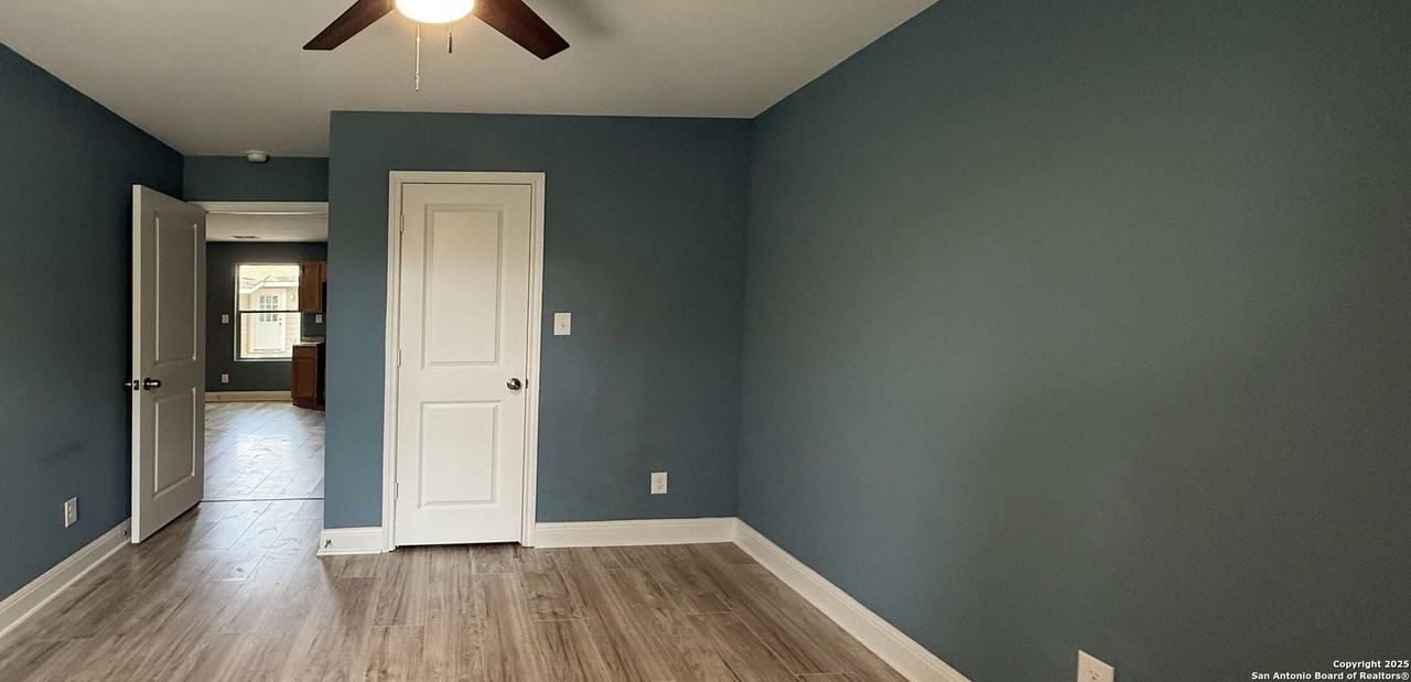 520 West Mayfield Boulevard #2 - Photo 4 of 7