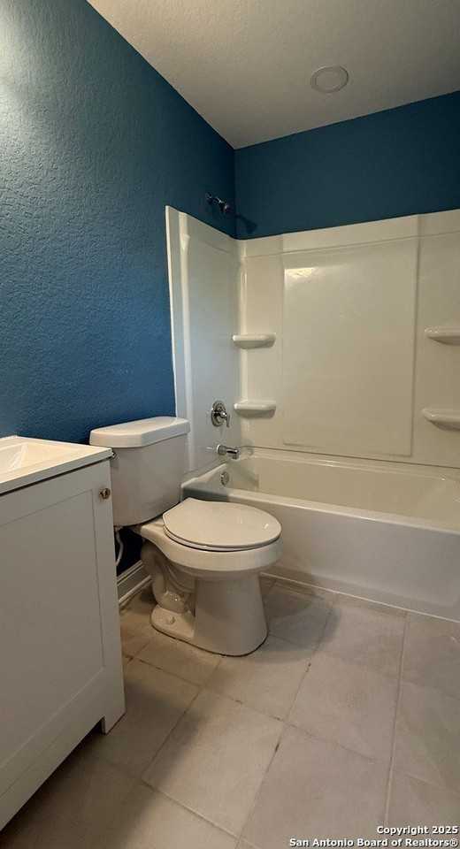 520 West Mayfield Boulevard #2 - Photo 5 of 7