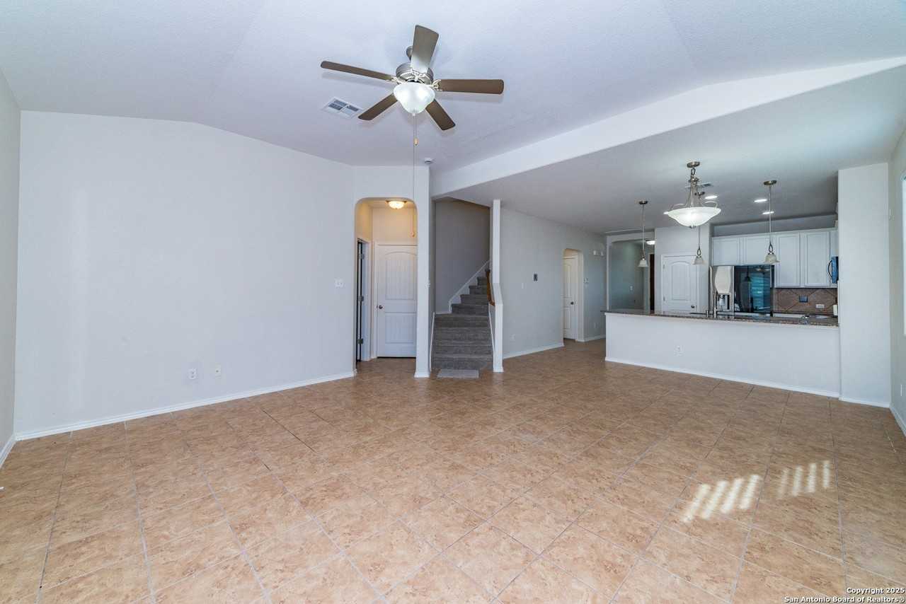 7735 Brisbane Bnd - Photo 5 of 15