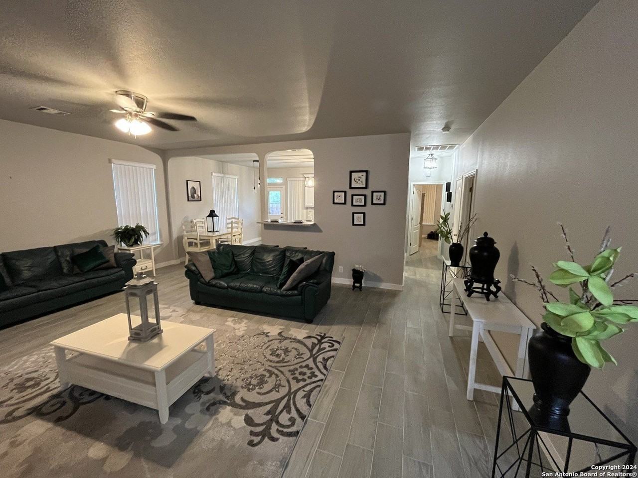 5618 Arcadia Park - Photo 5 of 31