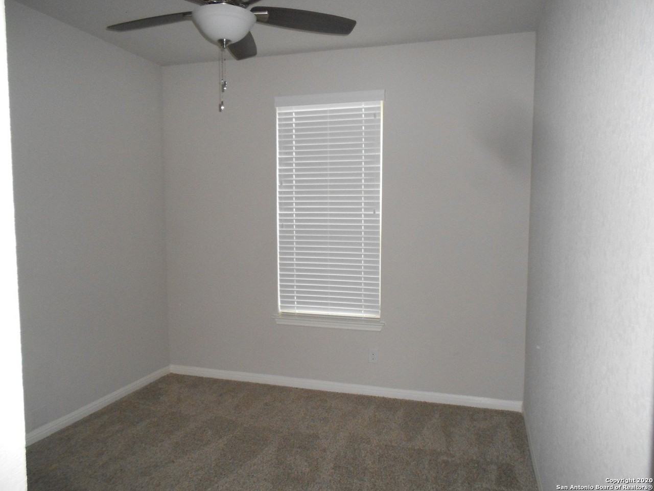 9729 Novacek Blvd - Photo 4 of 22