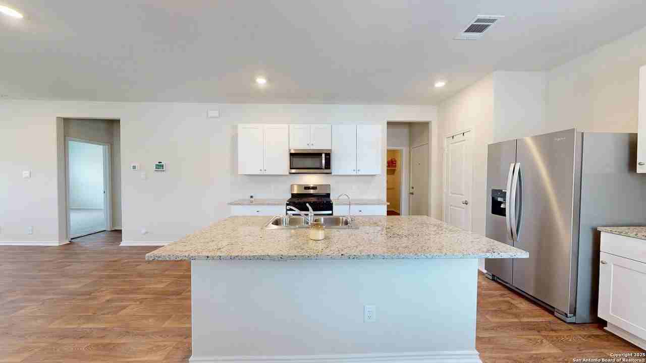 6556 Embankment Road - Photo 6 of 48