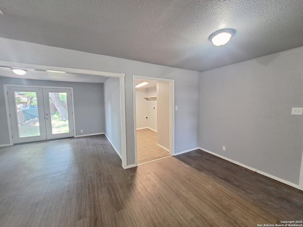 4767 Lark - Photo 6 of 16