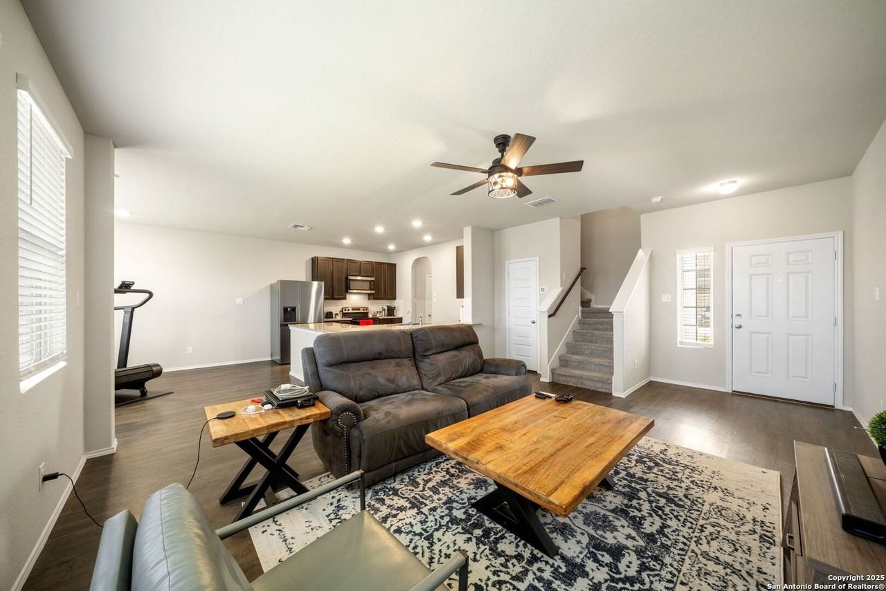 2423 Applewhite Meadow - Photo 7 of 30