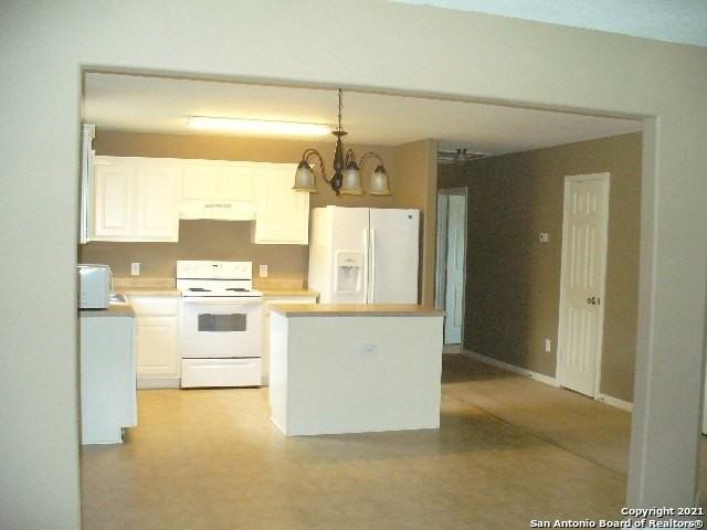 5815 Circle Canyon - Photo 2 of 20