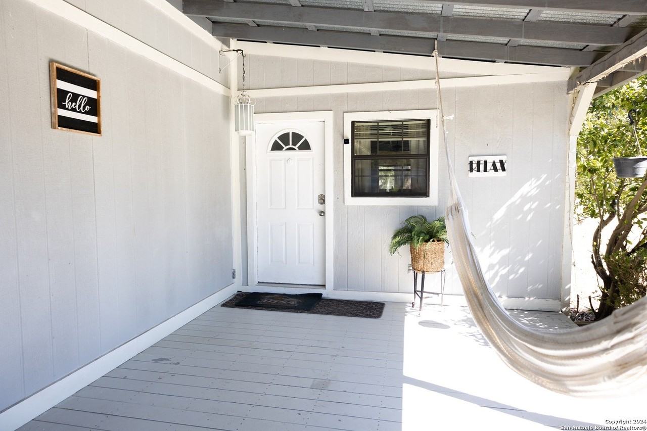 120 120 Town View Lane - Photo 2 of 18