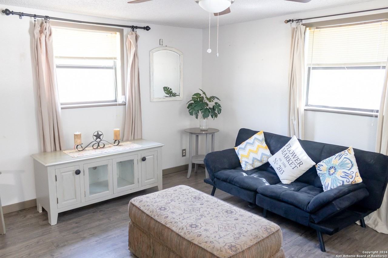 120 120 Town View Lane - Photo 3 of 18