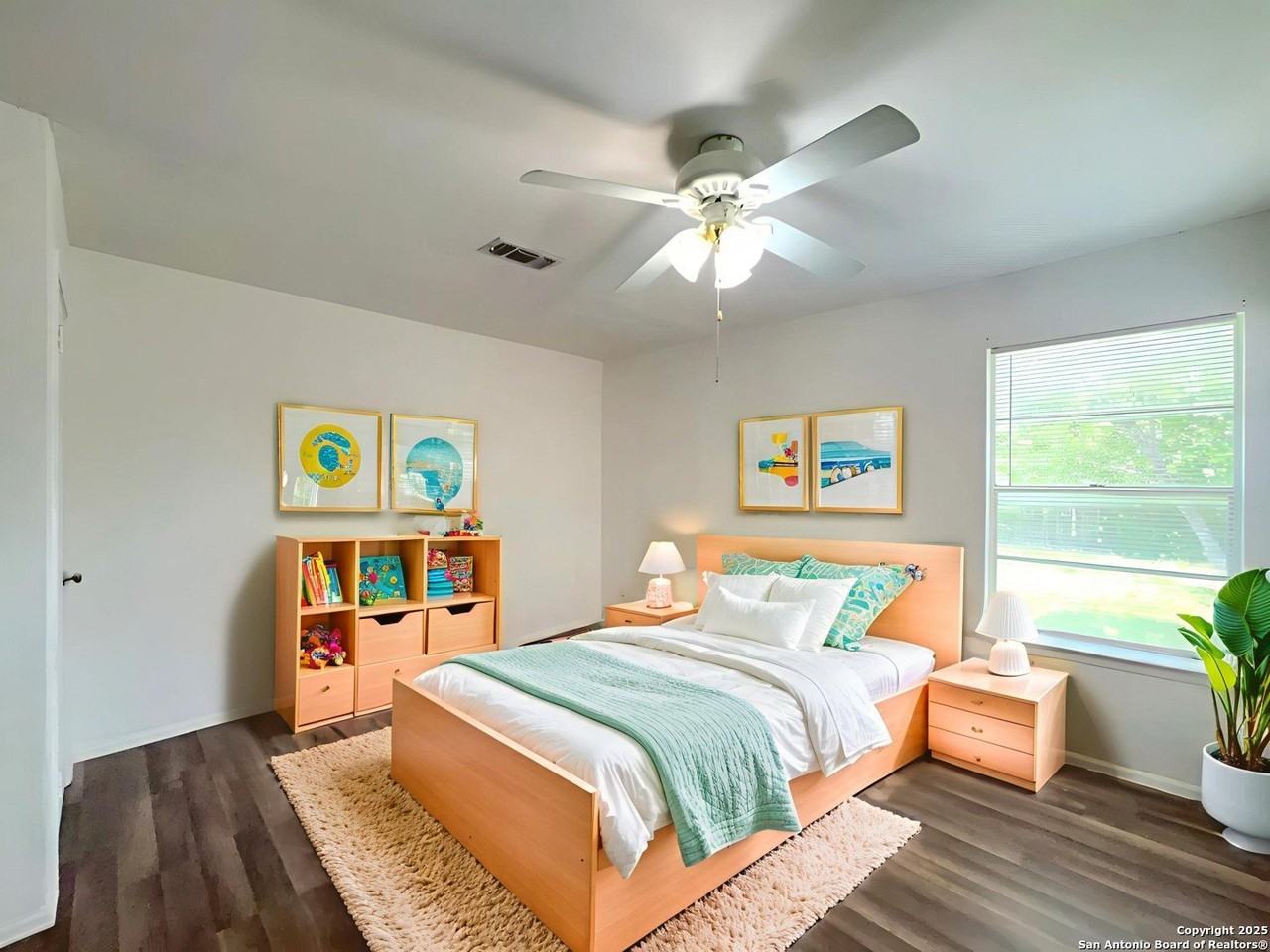 9202 Silver Hl - Photo 6 of 42