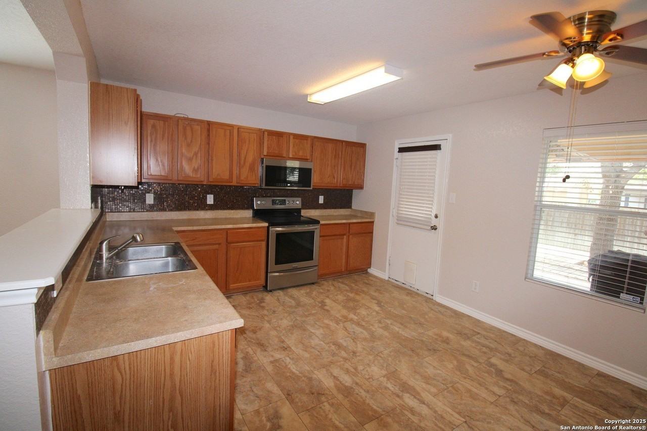 7815 Liberty Horse - Photo 5 of 27