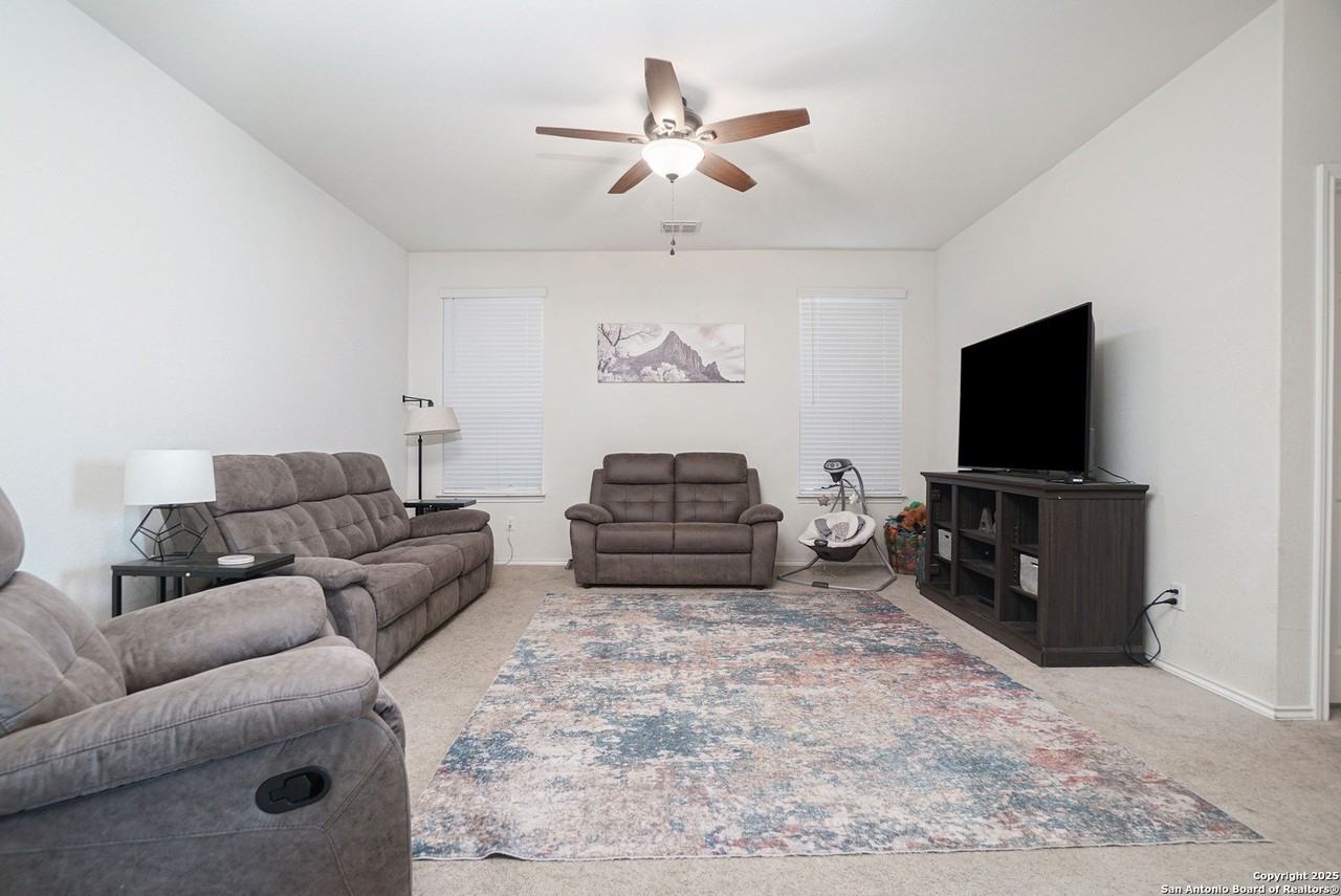 10358 Dunlap - Photo 2 of 41