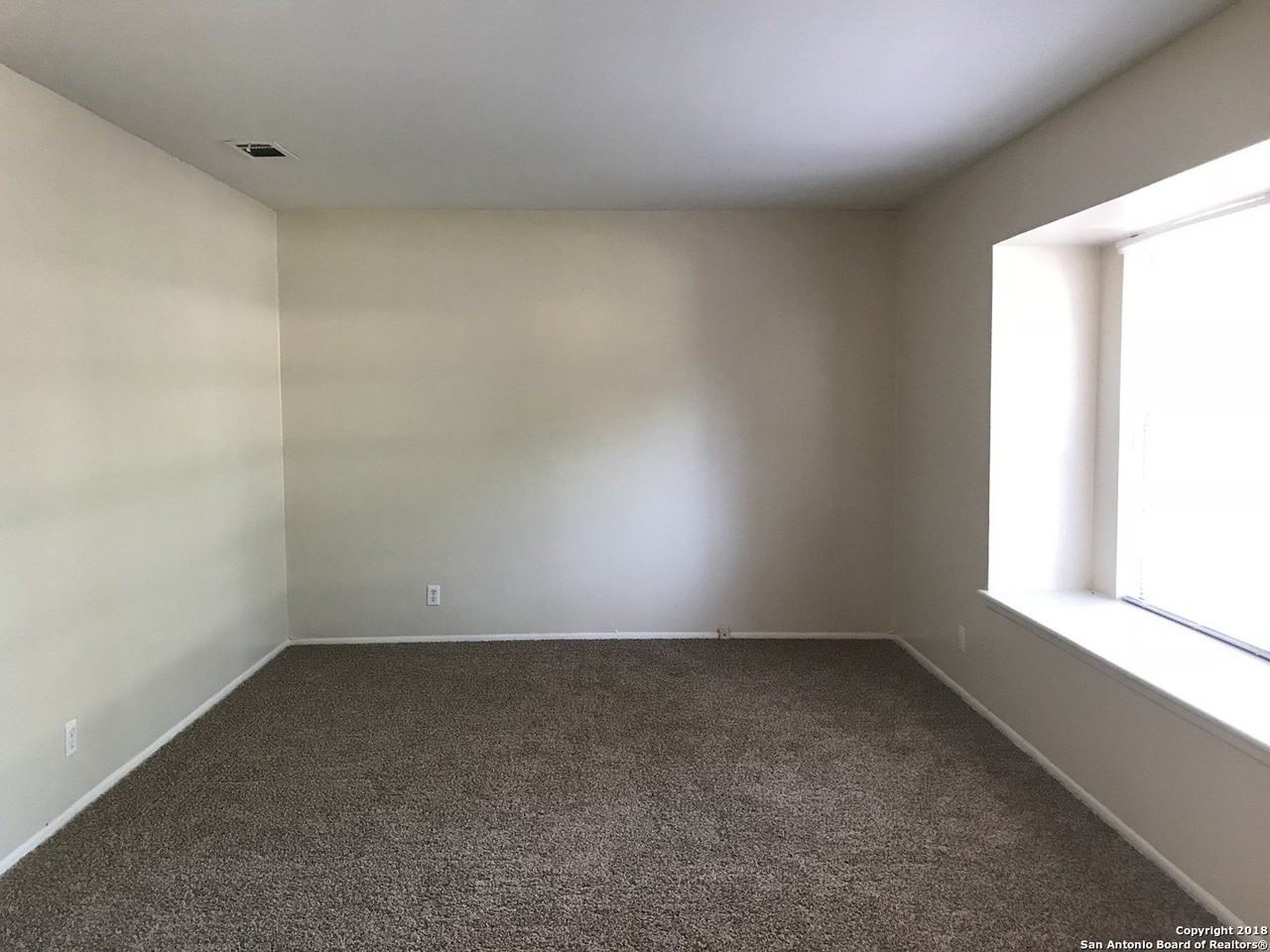 5874 Castle Run - Photo 4 of 22