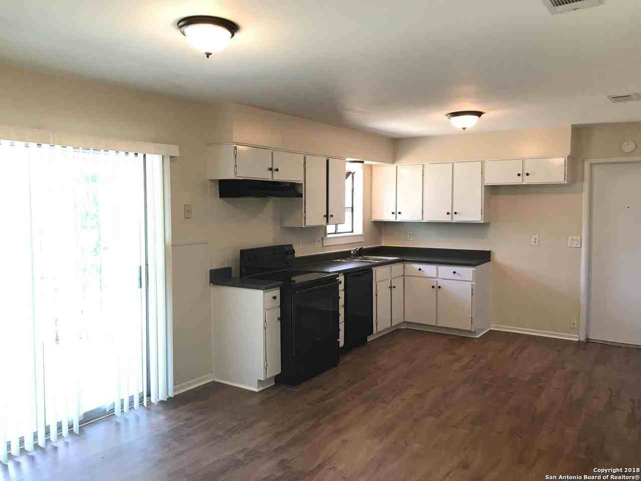 5874 Castle Run - Photo 5 of 22