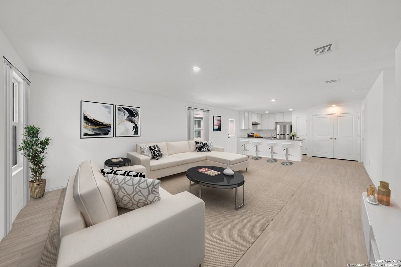 242 Ambush Rdg - Photo 4 of 15