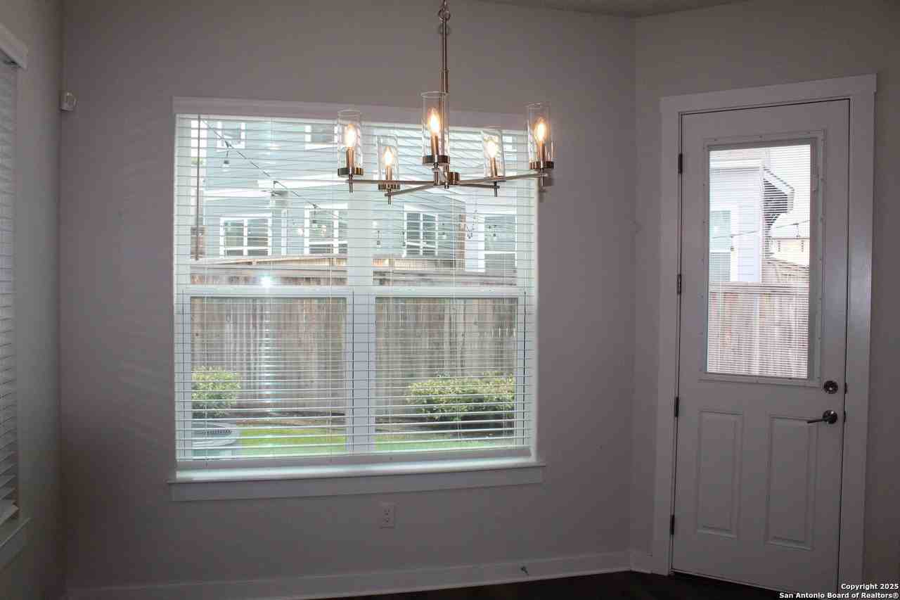 5843 Whitby Rd Unit 33 #33 - Photo 7 of 15