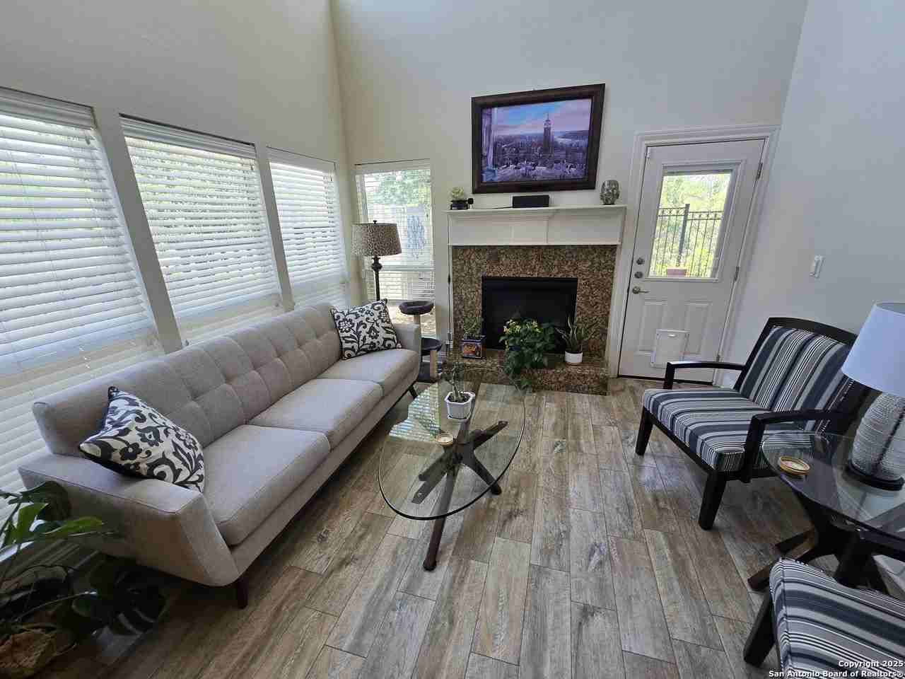 10 Ventana Pkwy Unit 10 #10 - Photo 6 of 24