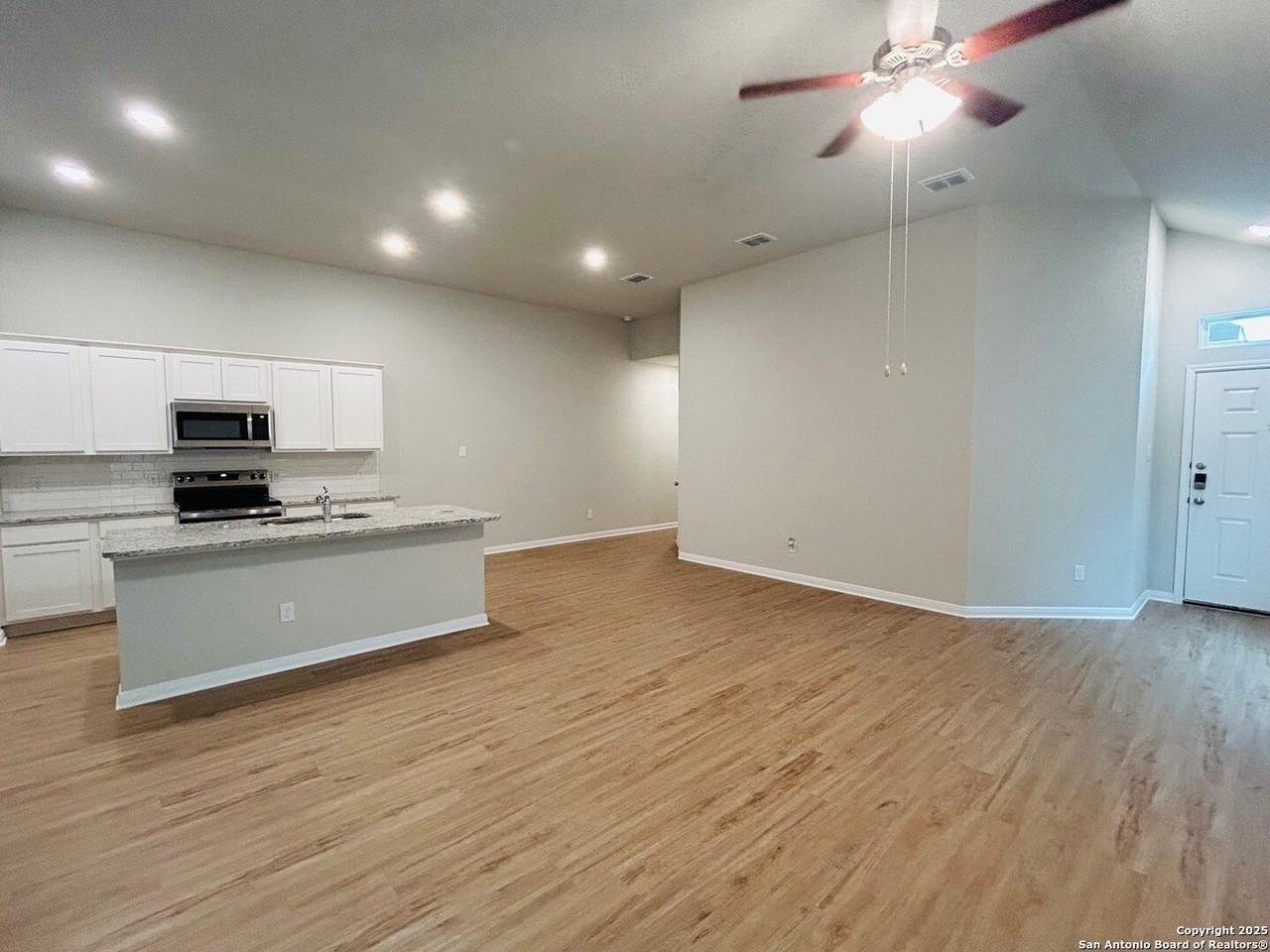 367 Nespral Dr - Photo 2 of 21