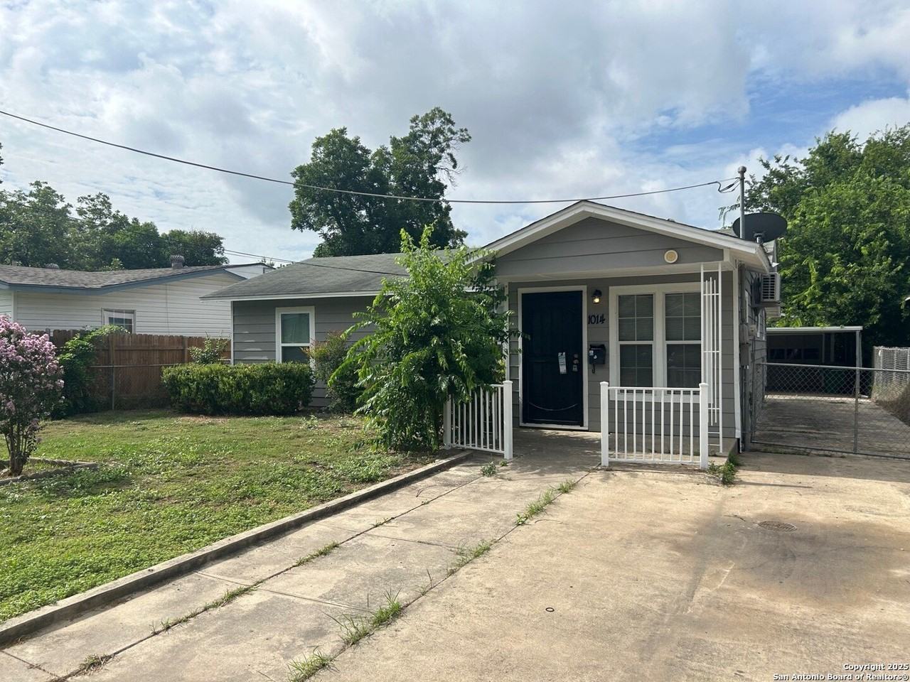 1014 Eldorado St - Photo 2 of 35