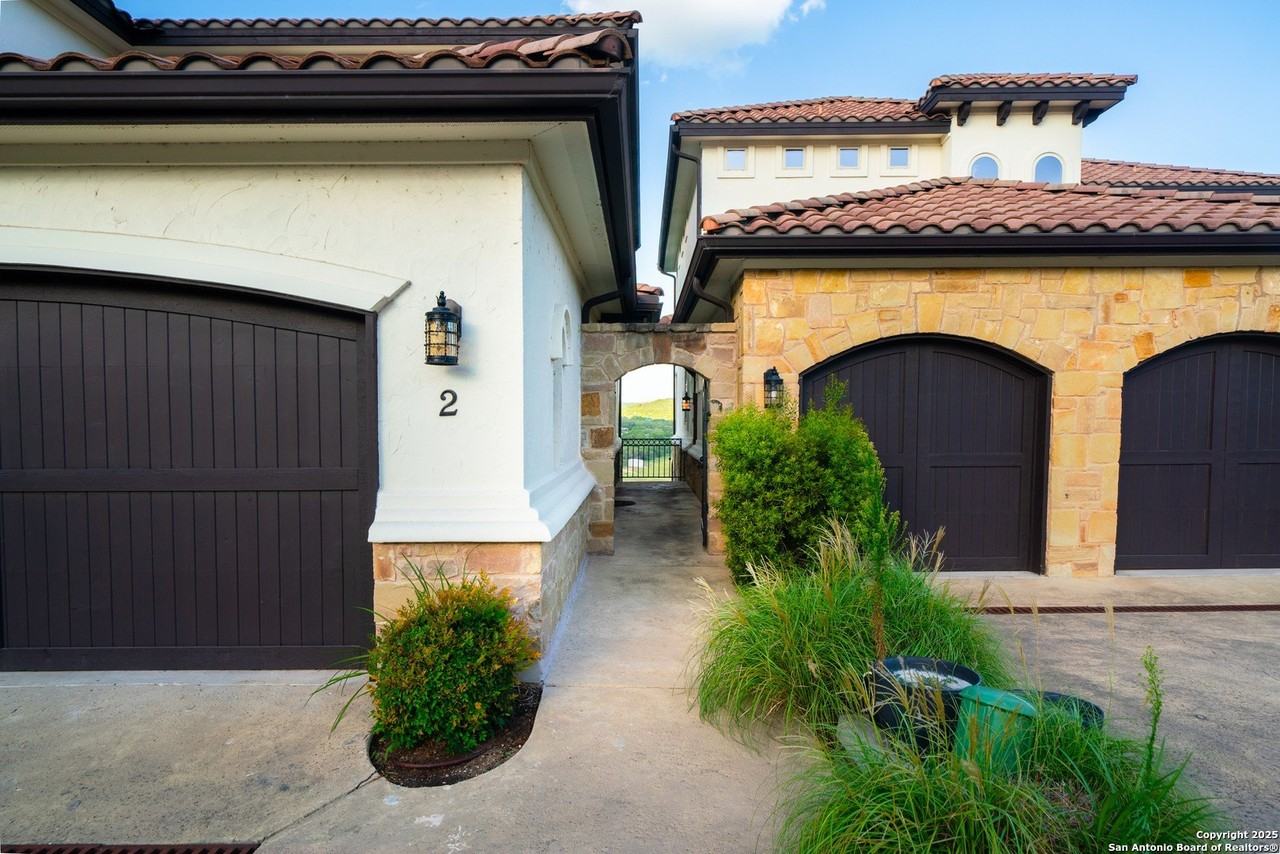 17545 E Reed Parks Rd Unit 2 #2 - Photo 3 of 39