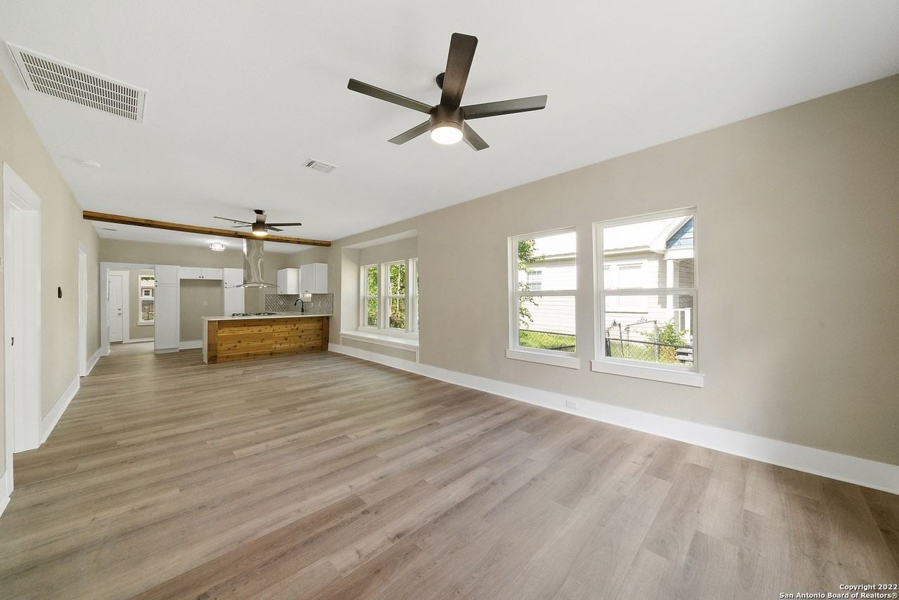 710 El Monte Boulevard - Photo 4 of 35