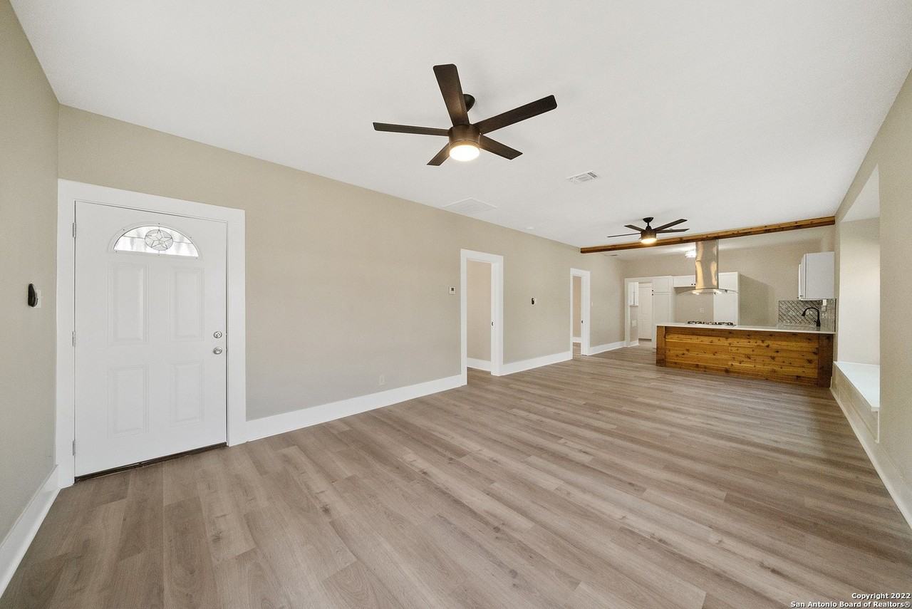 710 El Monte Boulevard - Photo 5 of 35