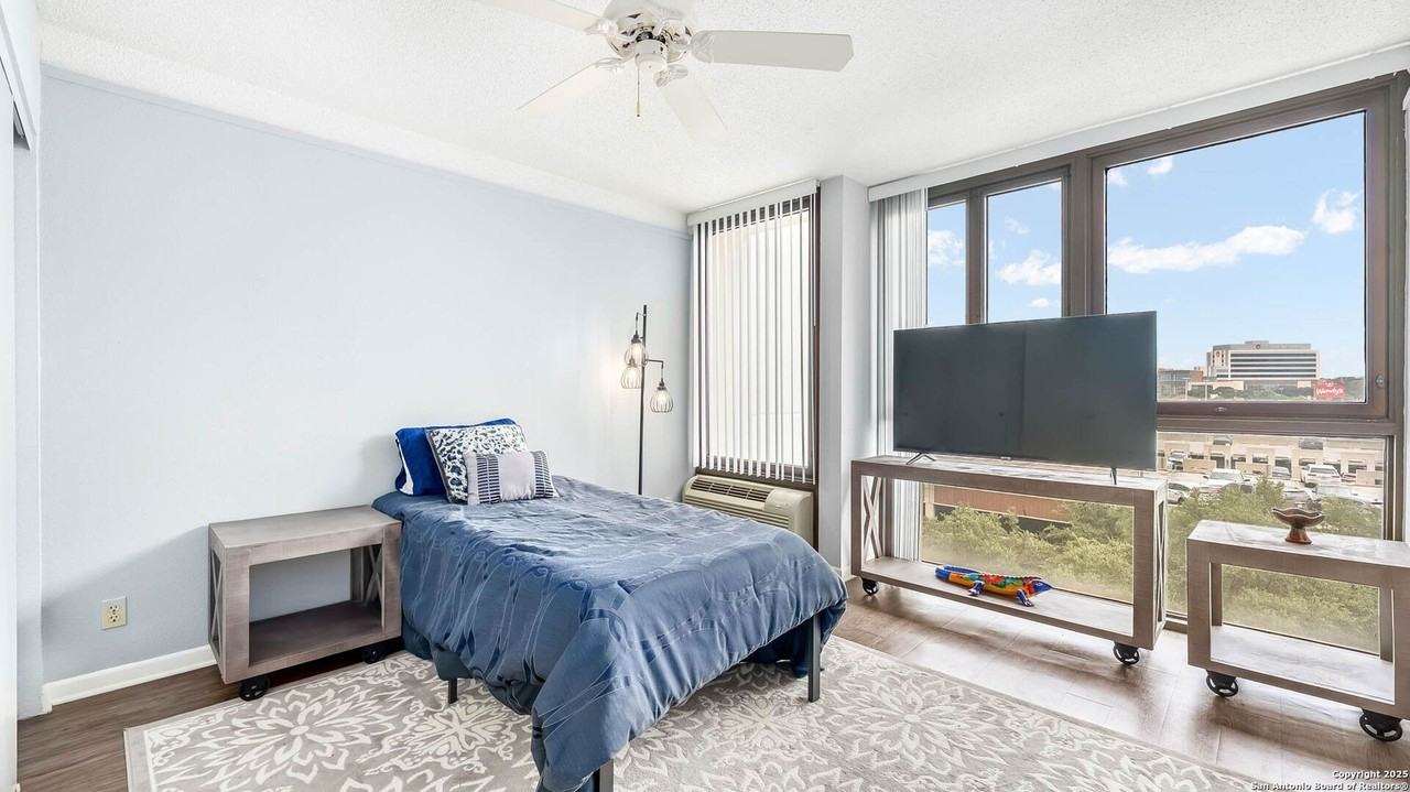 7701 Wurzbach Road #606 - Photo 7 of 16