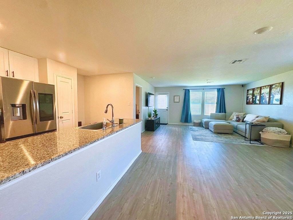 10131 Helios Heights - Photo 3 of 8