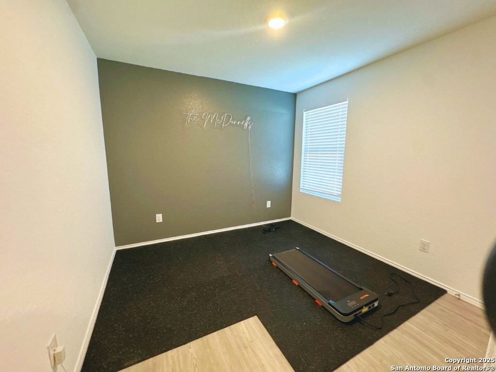 10131 Helios Heights - Photo 7 of 8