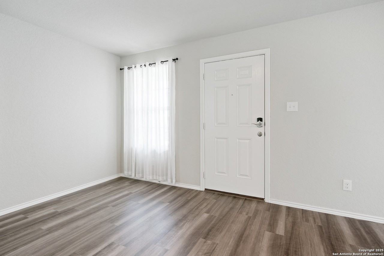 6534 Augustus Magee - Photo 5 of 25