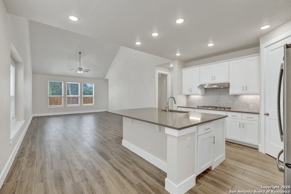 1652 Gruene Pass - Photo 5 of 39