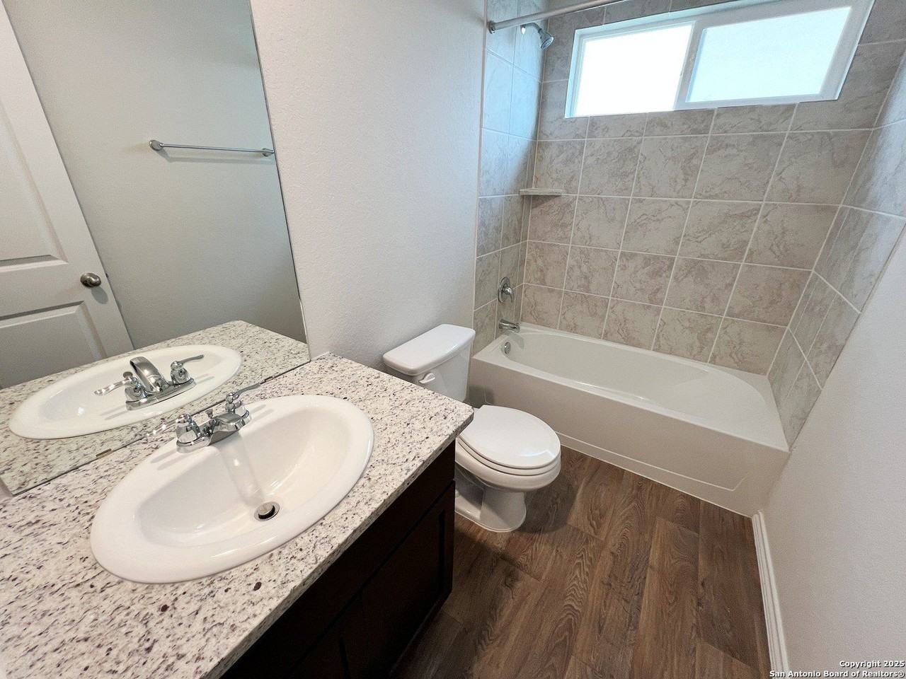 13814 Whisper Bend - Photo 6 of 32