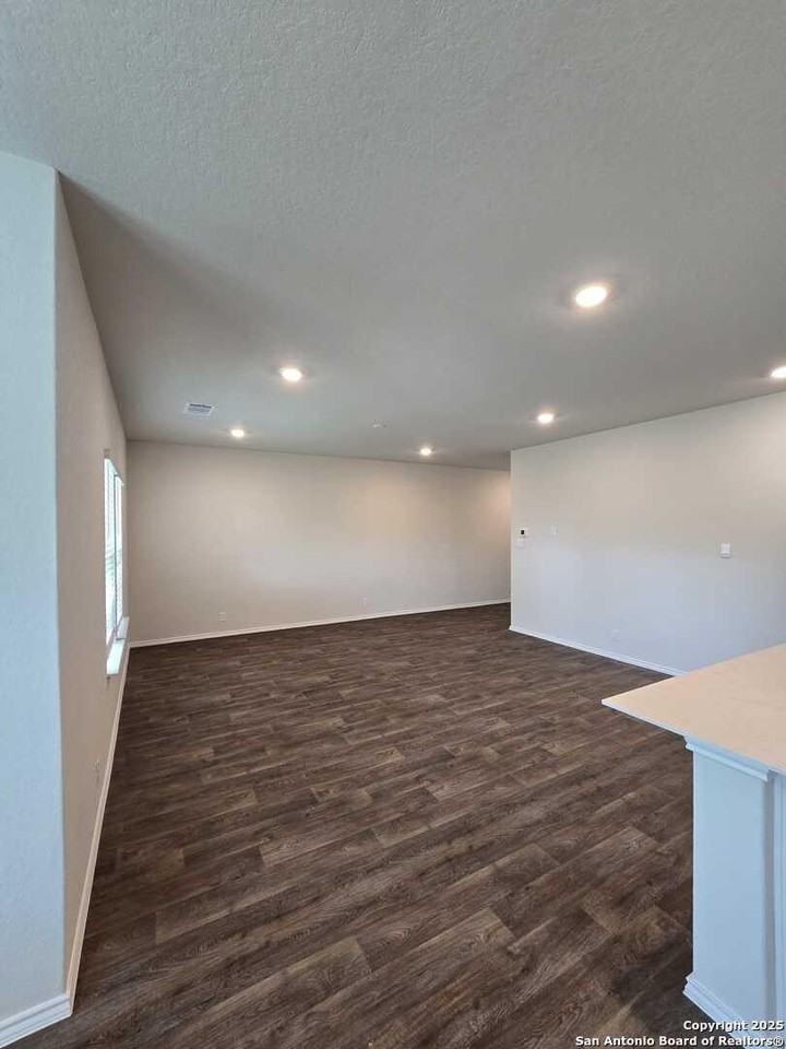 108 Sabine Gull - Photo 6 of 13