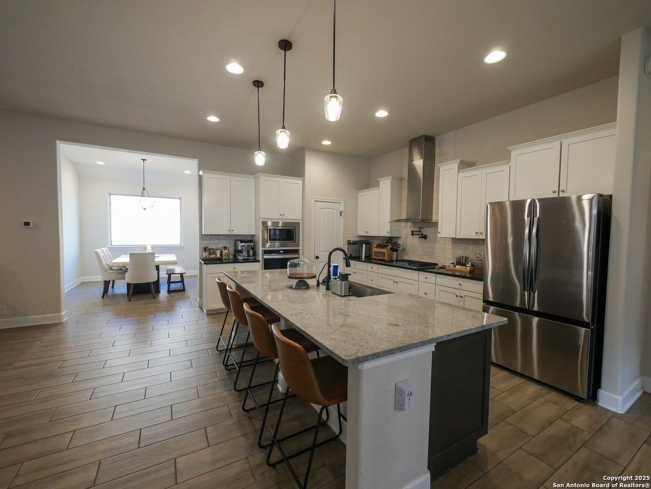 8714 Whisper Gate - Photo 6 of 24