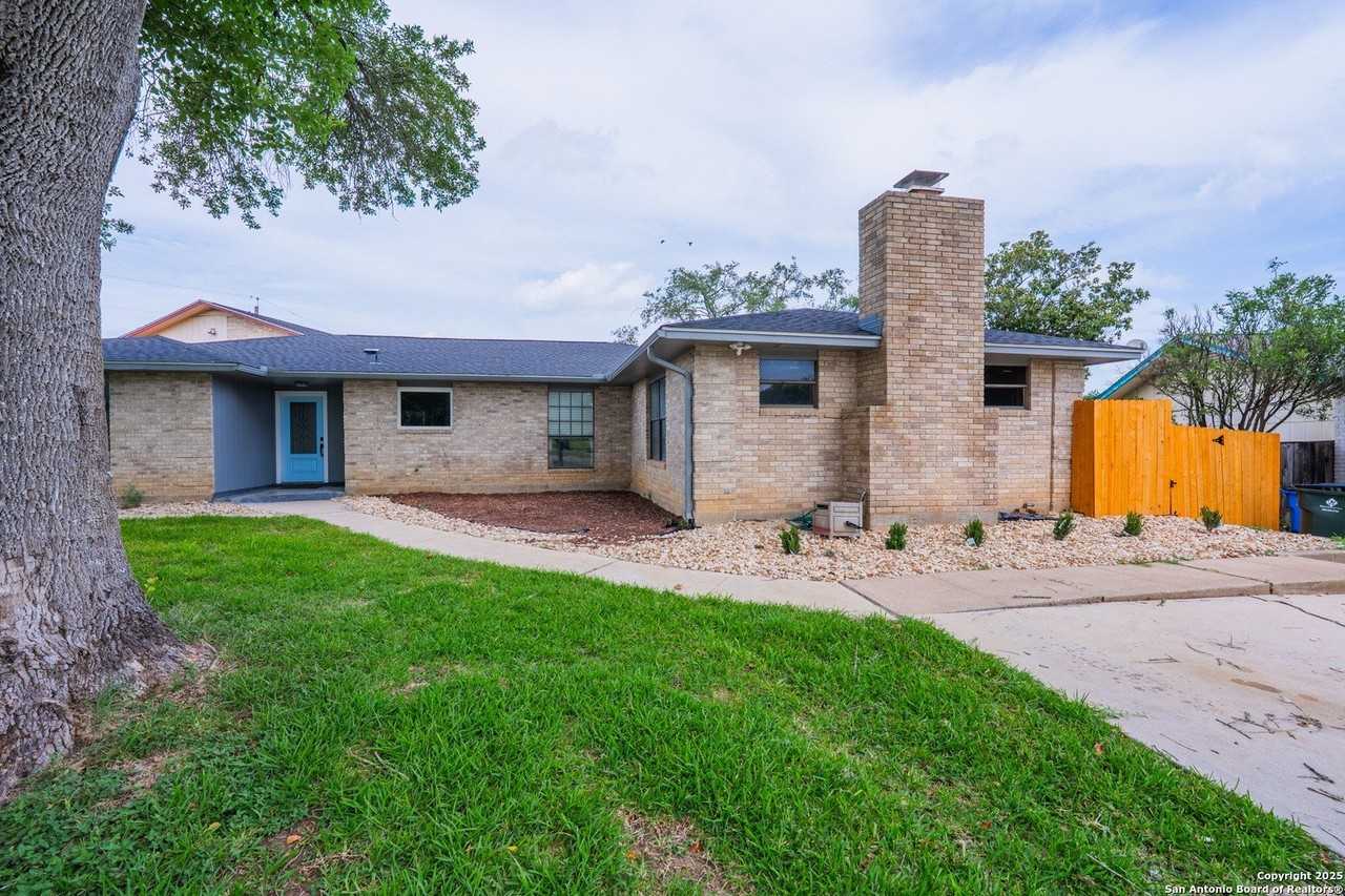 1002 River Oak Drive #MAIN - Photo 3 of 33