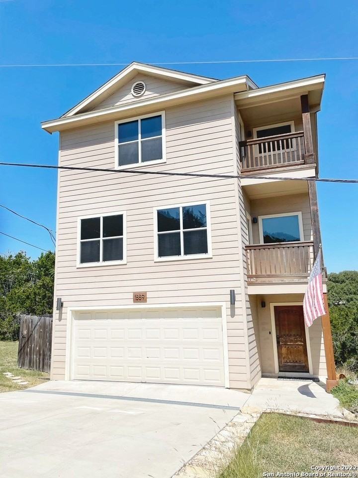 1889 Windmere - Photo 2 of 30