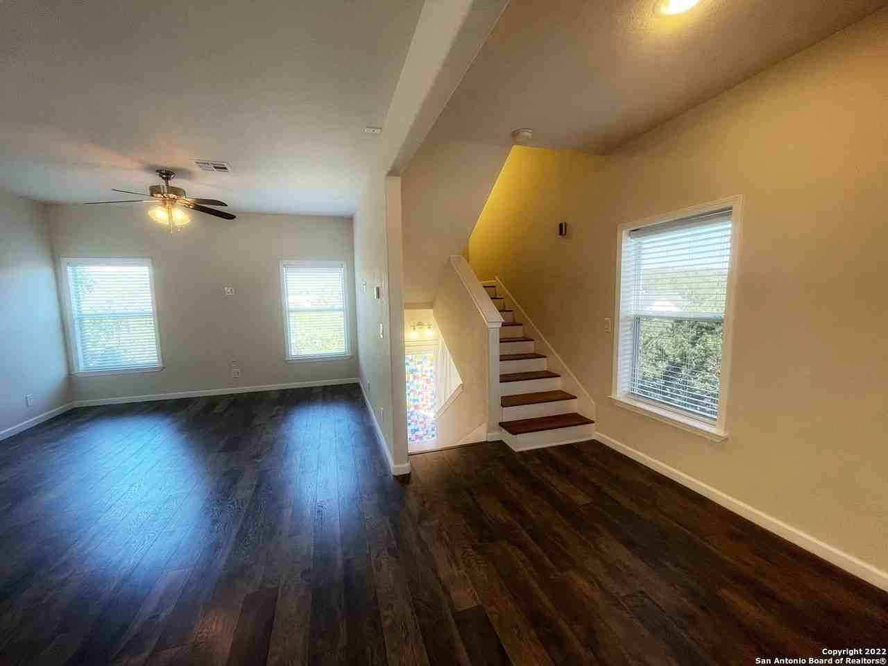 1889 Windmere - Photo 7 of 30