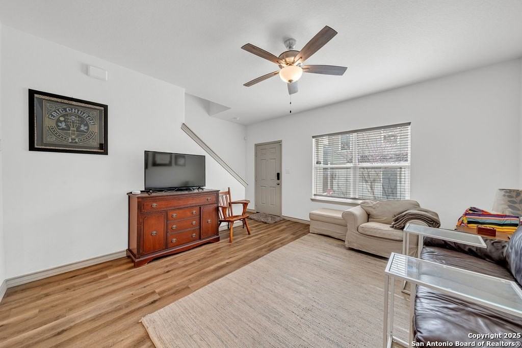 2045 Silver Oaks Unit 18-B #18B - Photo 5 of 20