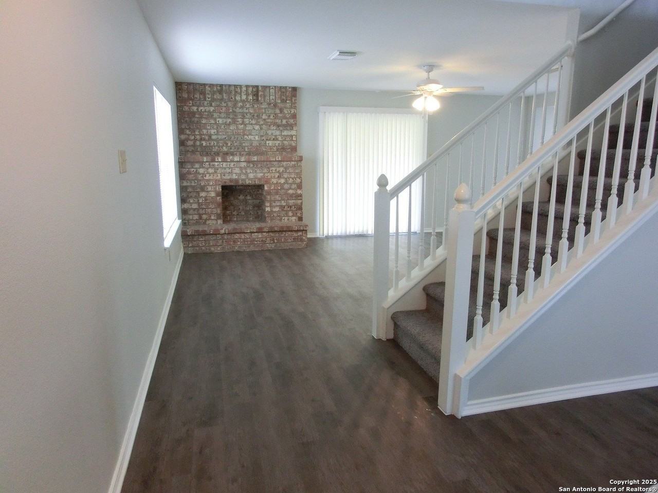 10646 Cavelier Pt - Photo 2 of 19