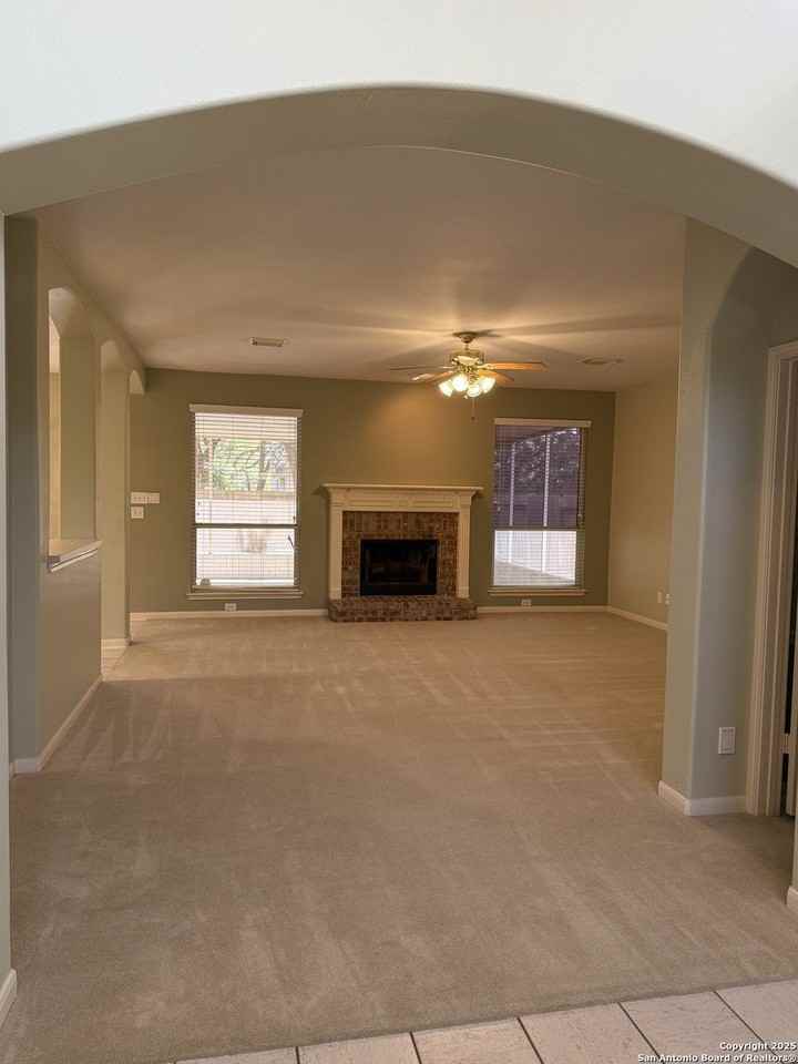 119 Baythorne - Photo 7 of 33