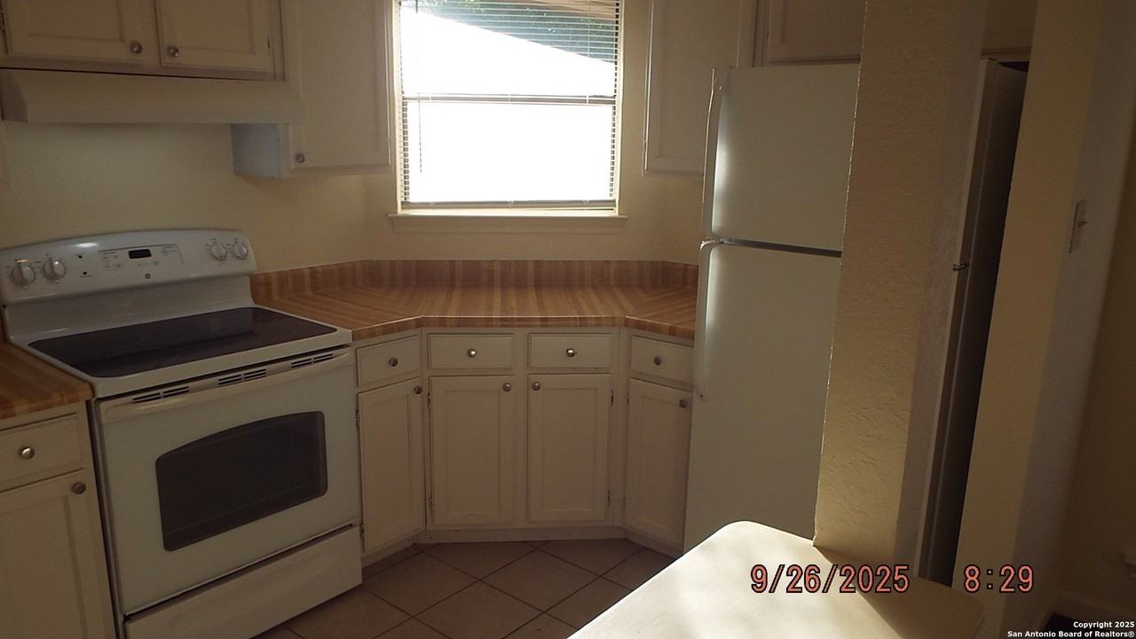 13235 Larkwalk Street - Photo 3 of 10