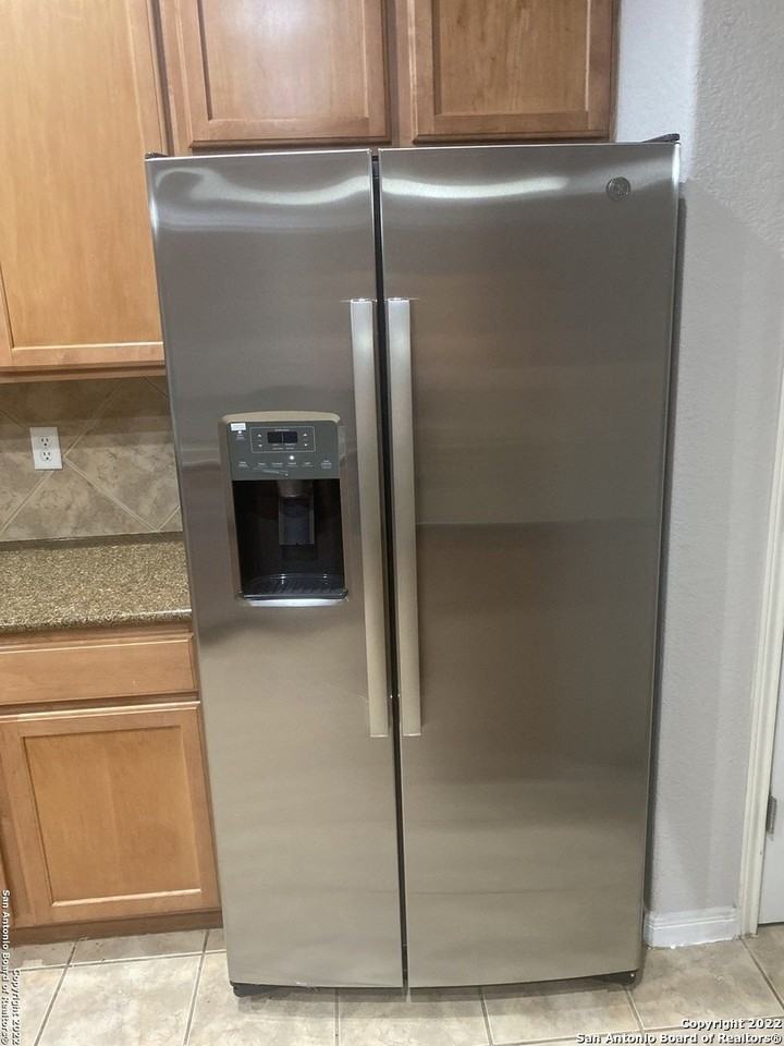 702 Lorimor Court - Photo 6 of 26