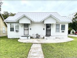 featured image of 1930 W Hermosa Dr