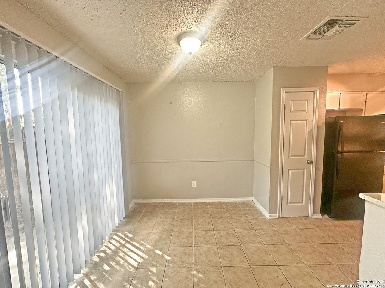 7502 Oak Chase #7508 - Photo 6 of 24