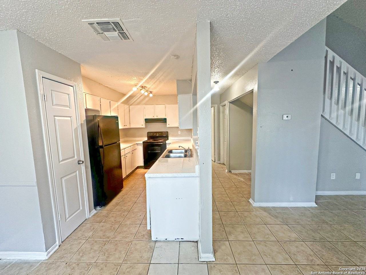 7502 Oak Chase #7508 - Photo 7 of 24