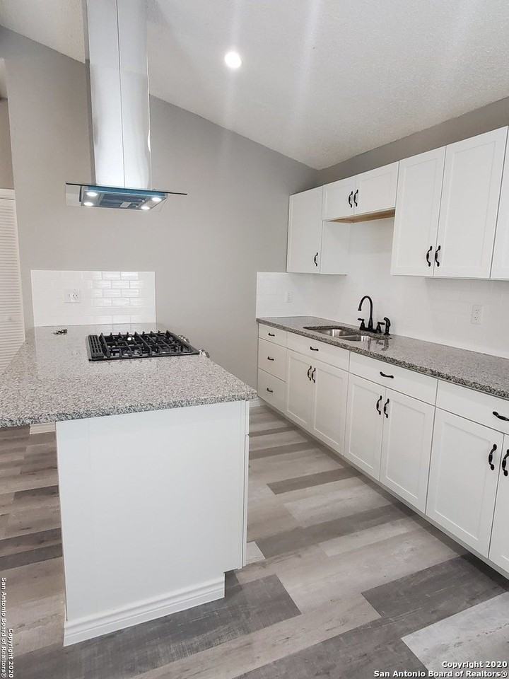 1024 West Woodlawn Avenue #7 - Photo 4 of 4