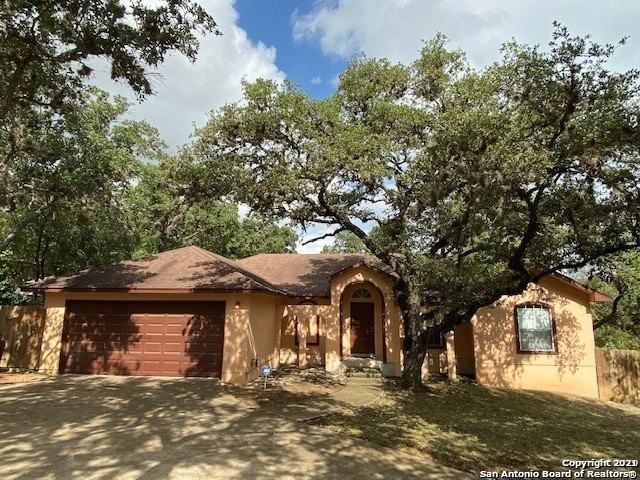 1907 Summerwood Drive - Photo 3 of 15